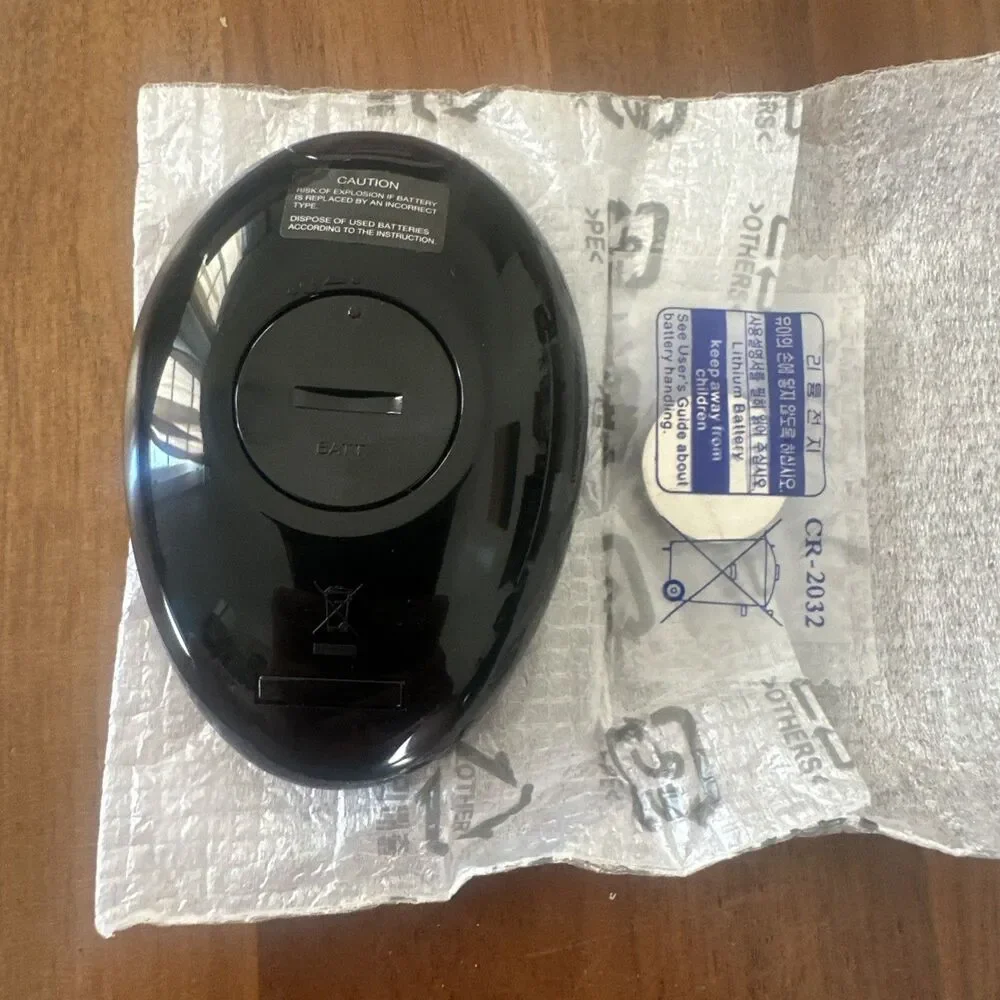 Samsung BN59-00802A Black & Blue Handheld Pebble Egg Mini Tv Remote Control NEW